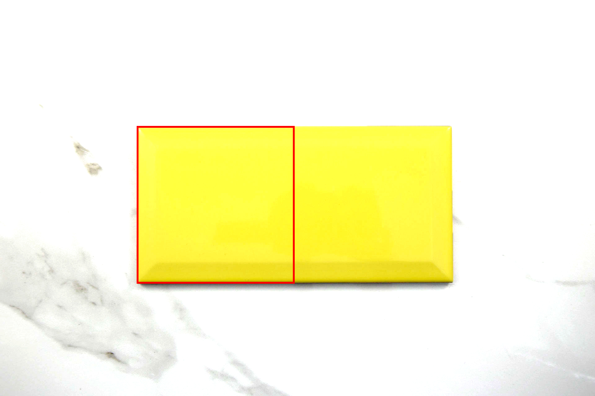 Biselado-brillo-amarillo-muestra10x20